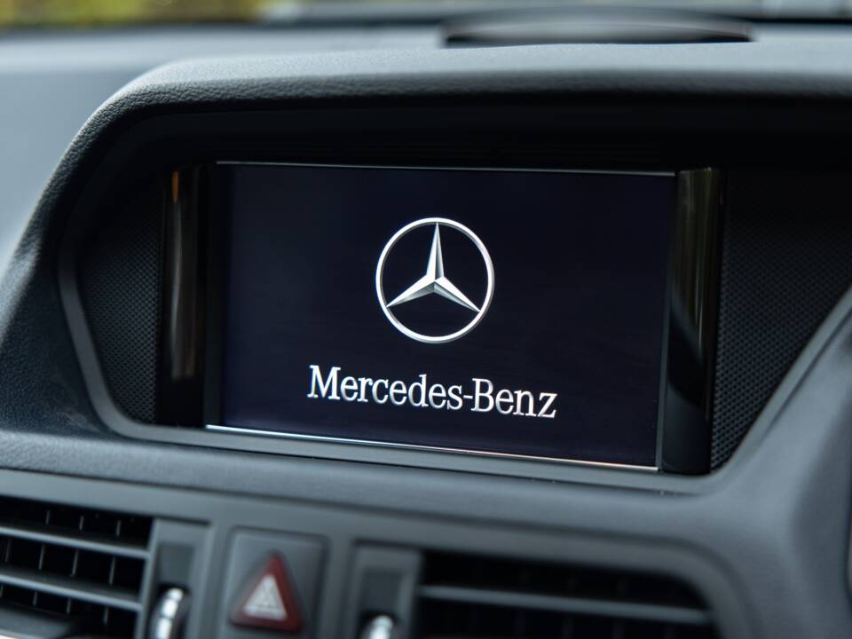 Bild 28/44 von Mercedes-Benz E 500 (2010)