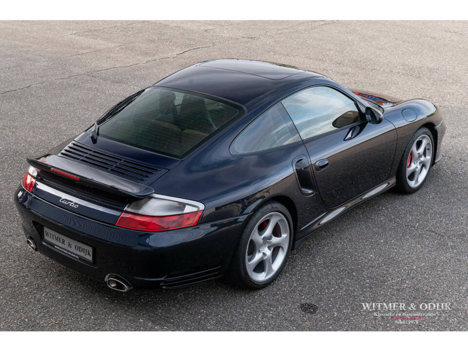 Image 2/31 de Porsche 911 Turbo (2003)