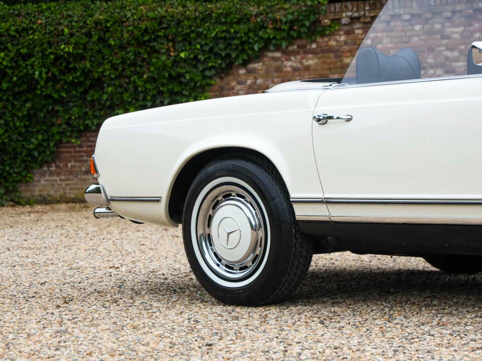 Image 32/50 de Mercedes-Benz 280 SL (1971)
