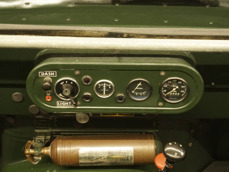 Image 12/19 of Land Rover 80 (1951)
