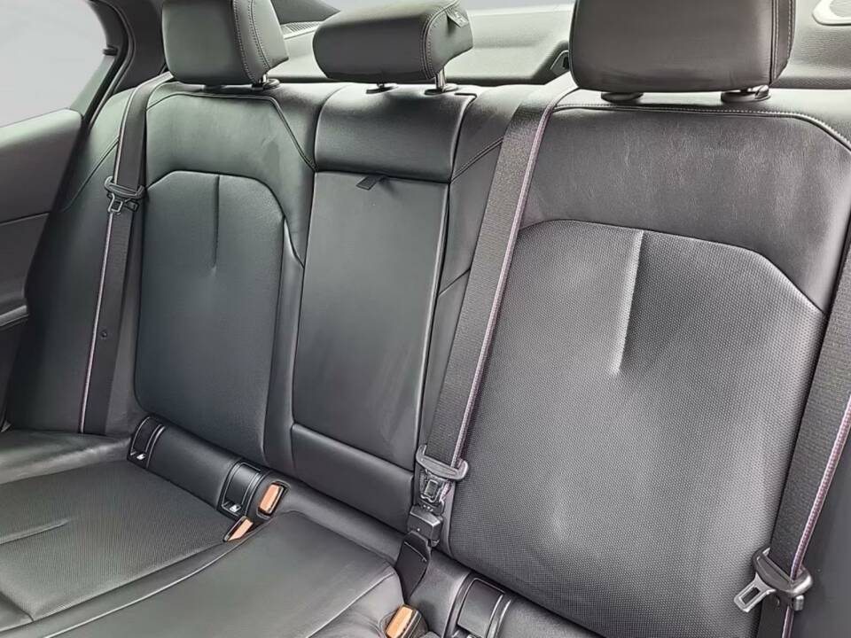 Immagine 6/11 di BMW M5 xDrive (2024)