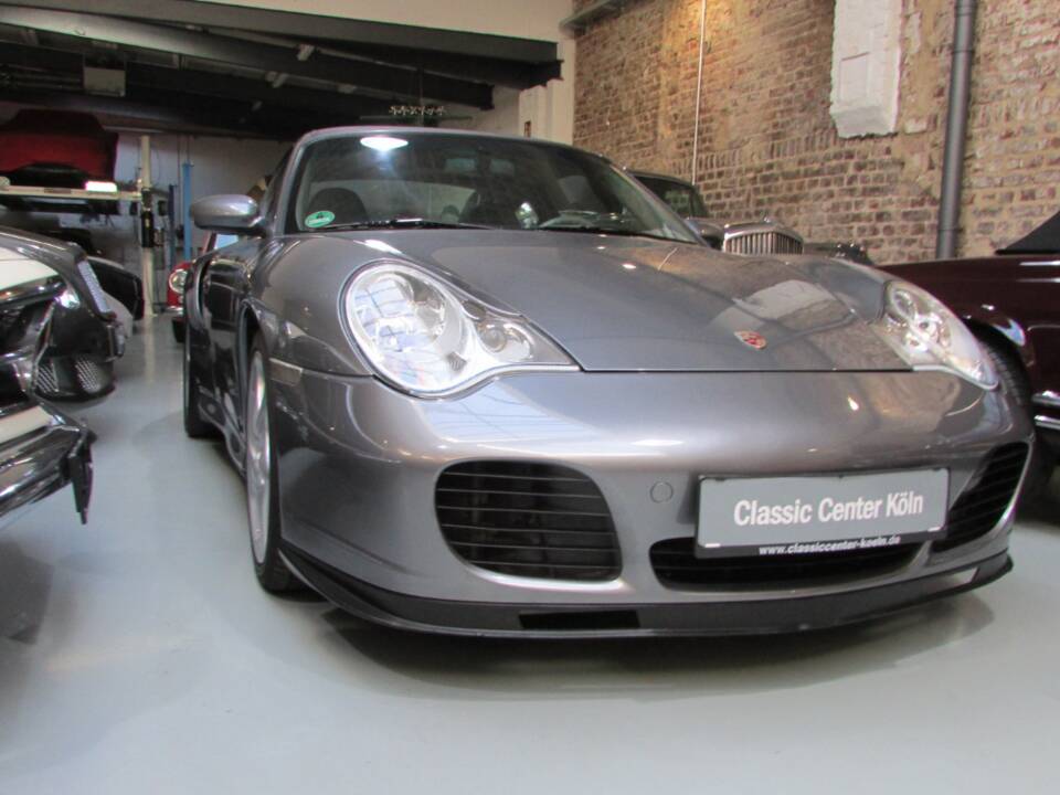 Bild 14/22 von Porsche 911 Turbo (2003)