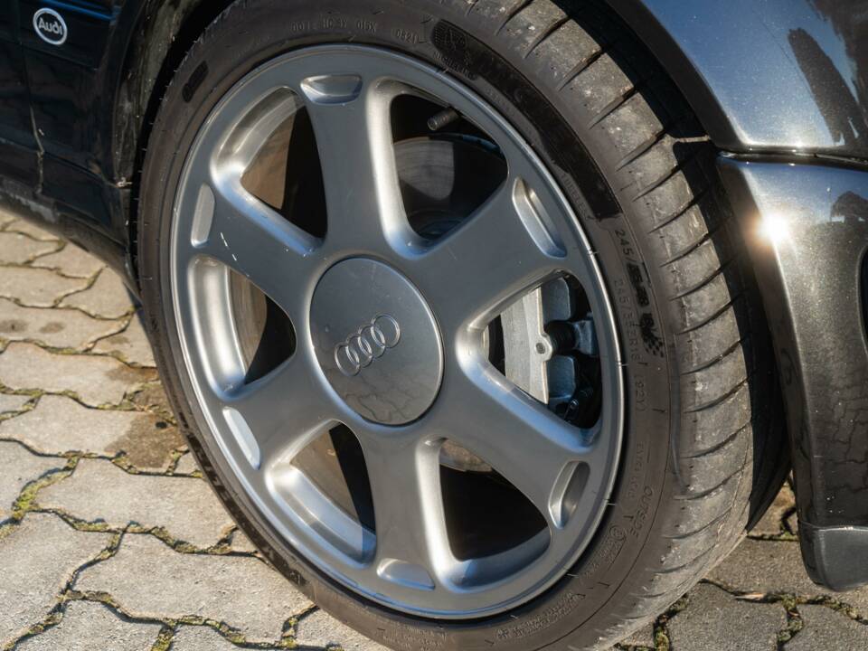 Afbeelding 58/73 van Audi 100 S4 Quattro (1993)