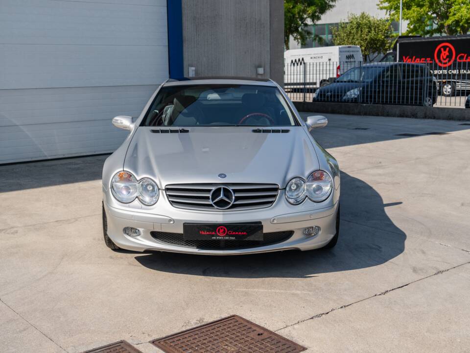 Image 3/86 de Mercedes-Benz SL 500 (2002)