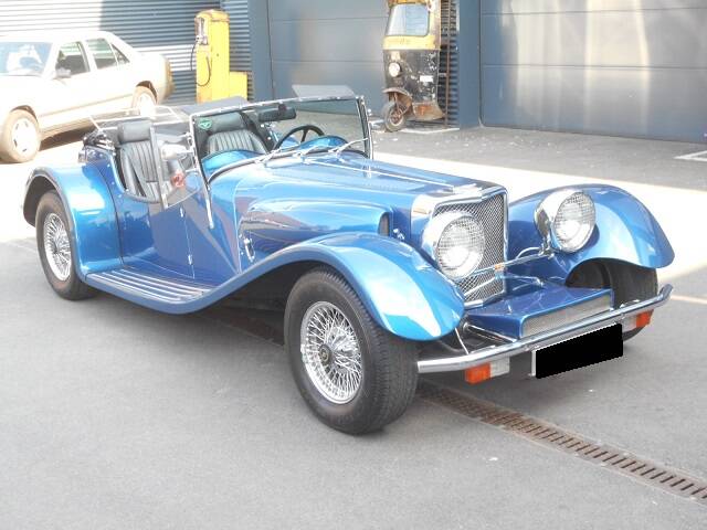 Image 3/27 of Panther J 72 (1980)