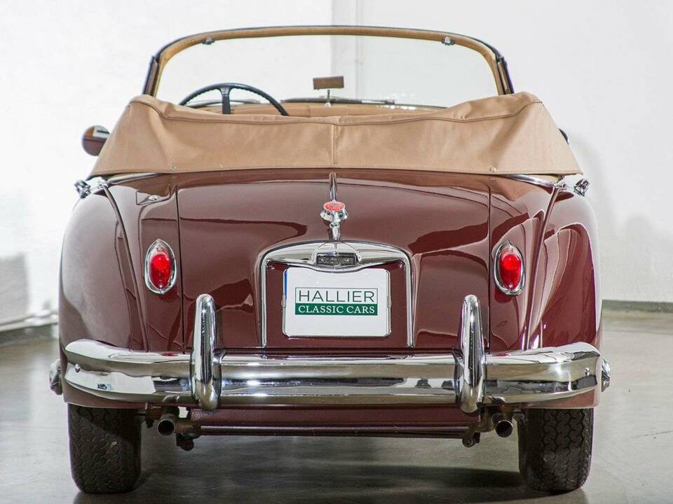 Imagen 9/20 de Jaguar XK 150 DHC (1959)