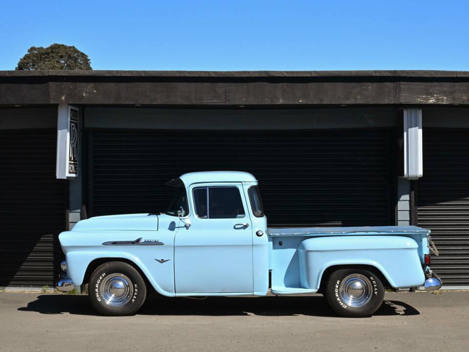 Immagine 9/50 di Chevrolet Apache Stepside (1958)
