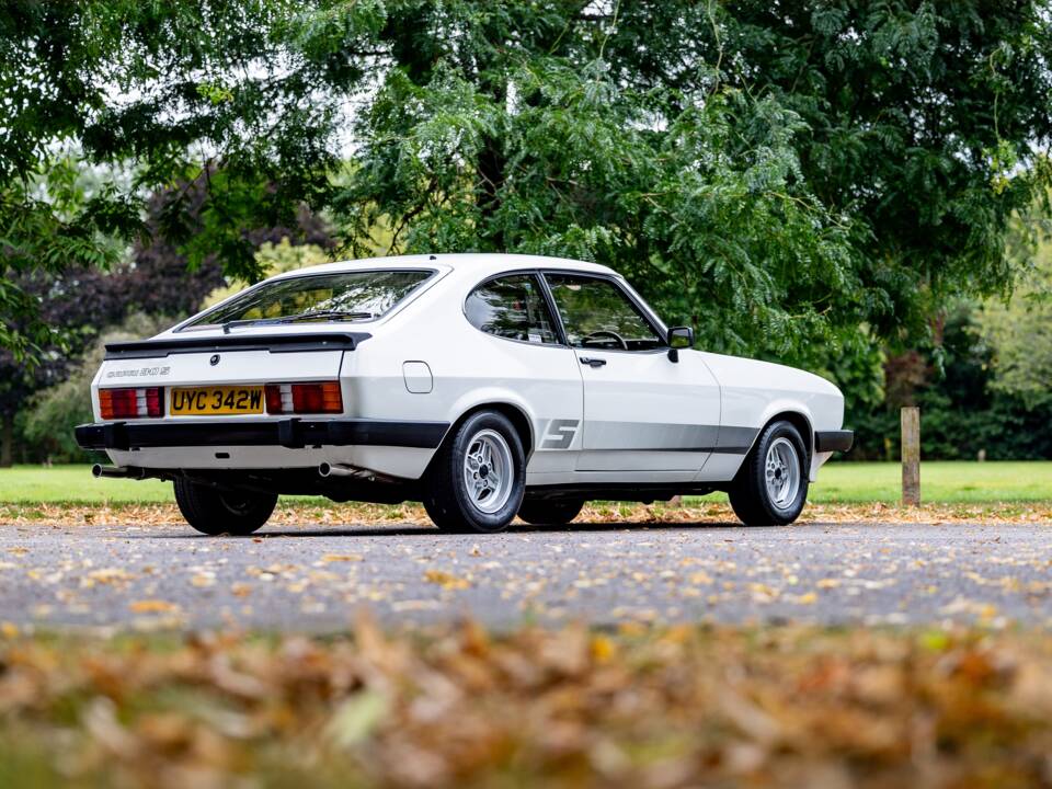 Image 17/37 of Ford Capri 3,0 (1981)