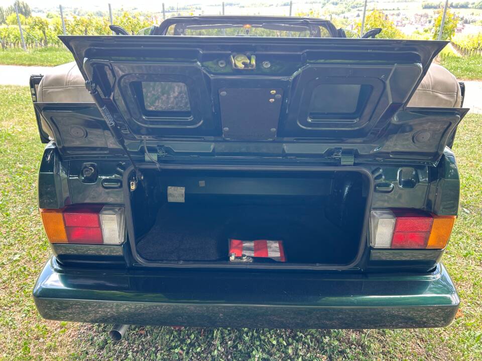 Image 15/22 de Volkswagen Golf I Cabrio 1.8 (1992)