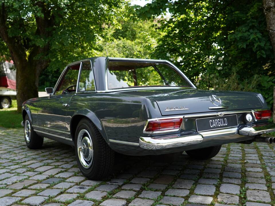 Imagen 7/17 de Mercedes-Benz 230 SL (1964)