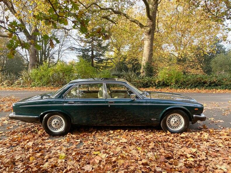 Bild 20/50 von Daimler Double Six (1992)