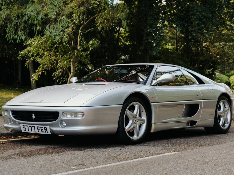 Bild 1/50 von Ferrari F 355 GTS (1998)