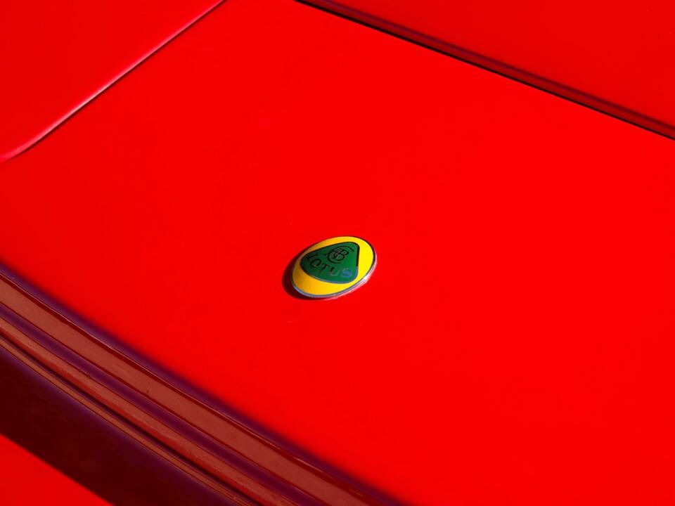 Image 27/50 of Lotus Esprit SE (1992)