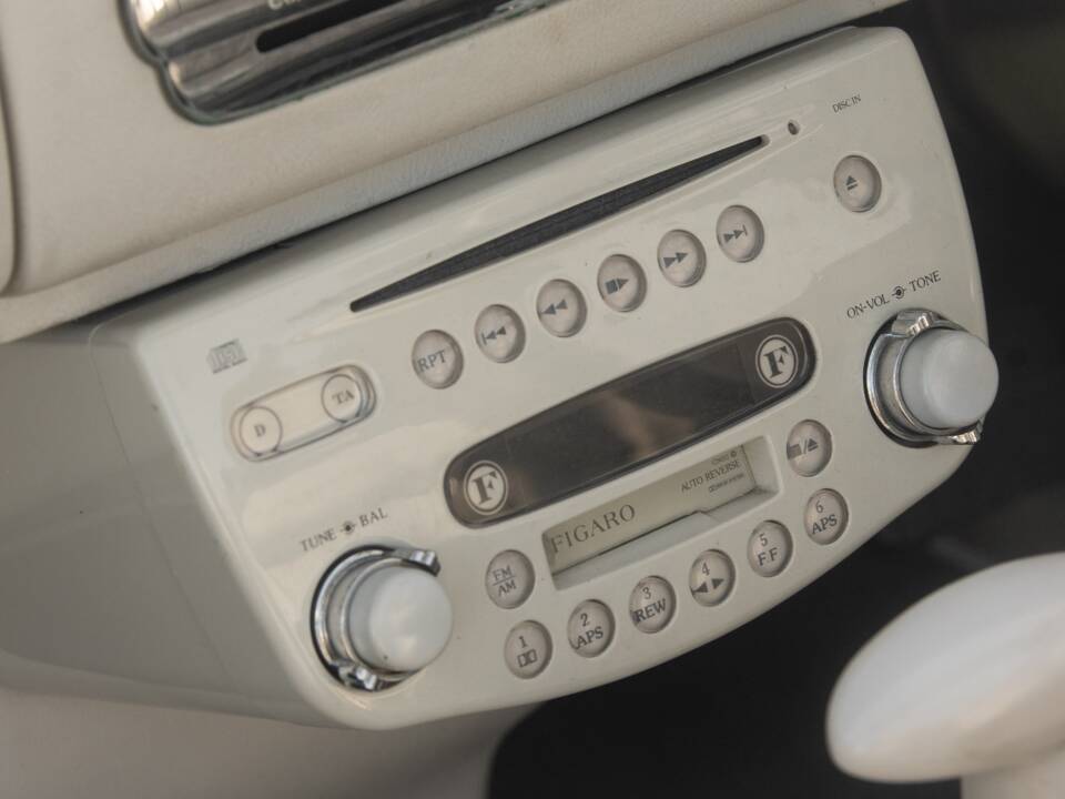 Bild 8/50 von Nissan Figaro (1991)