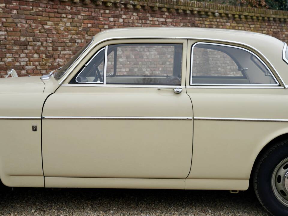 Image 23/50 of Volvo P 121 (1967)