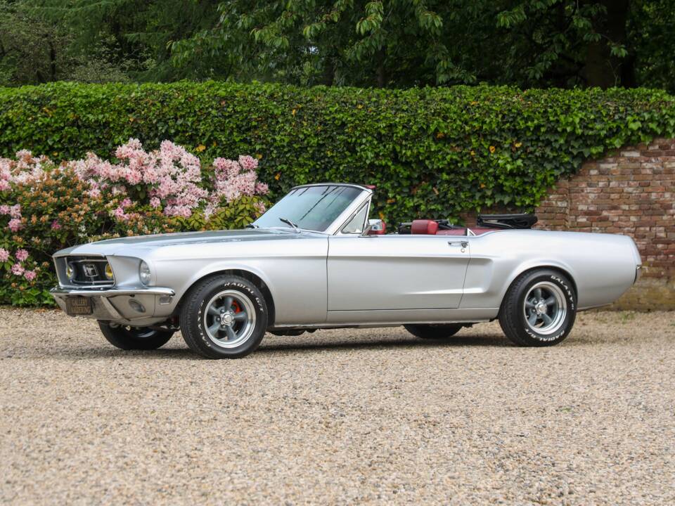 Image 17/50 of Ford Mustang GT (1968)