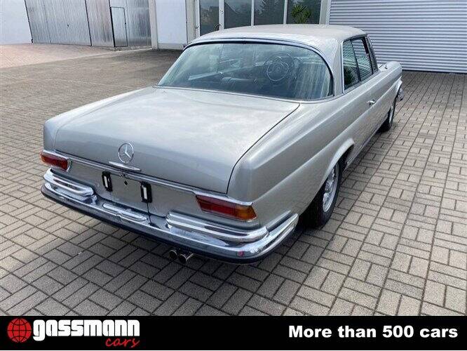 Image 6/15 de Mercedes-Benz 280 SE 3,5 (1970)
