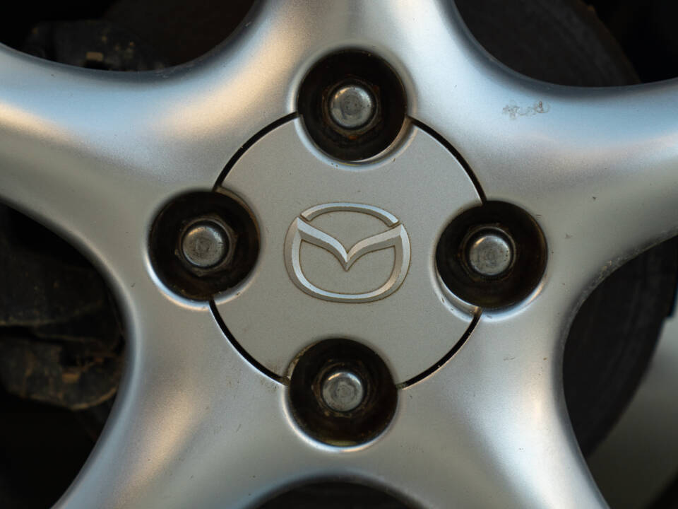 Bild 15/47 von Mazda MX-5 1.6 (2002)