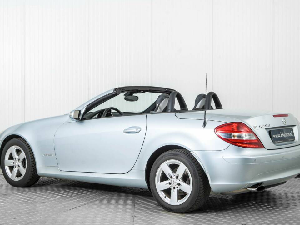 Immagine 6/50 di Mercedes-Benz SLK 200 Kompressor (2004)