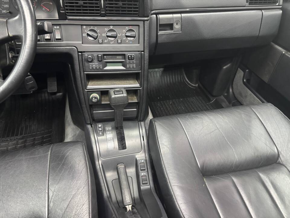 Image 11/32 of Volvo 960 3.0i (1992)