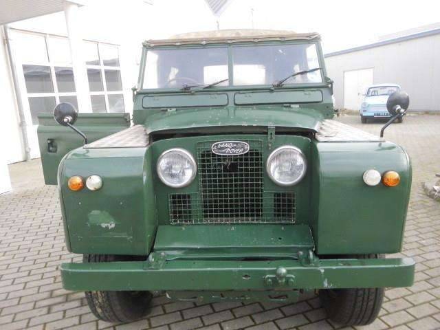 Image 24/30 of Land Rover 88 (1960)