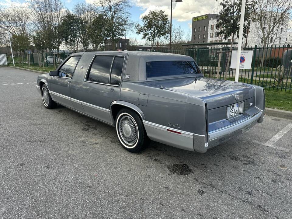 Immagine 7/8 di Cadillac DeVille (1991)