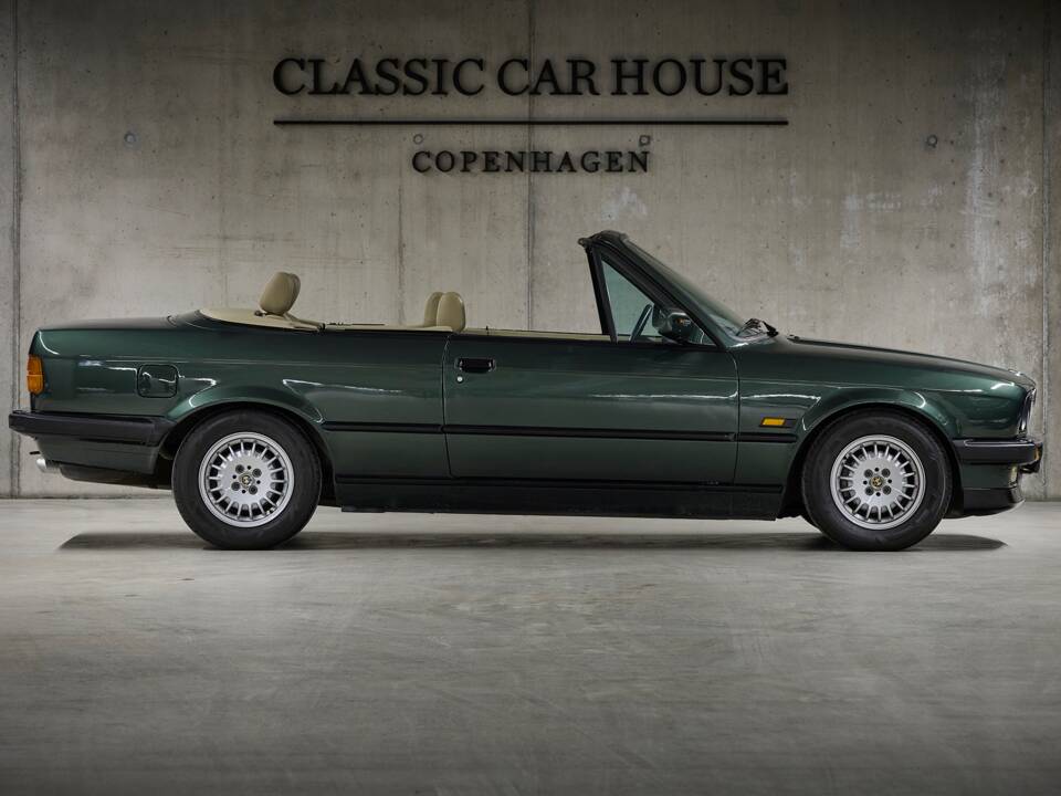 Image 9/90 of BMW 325i (1987)