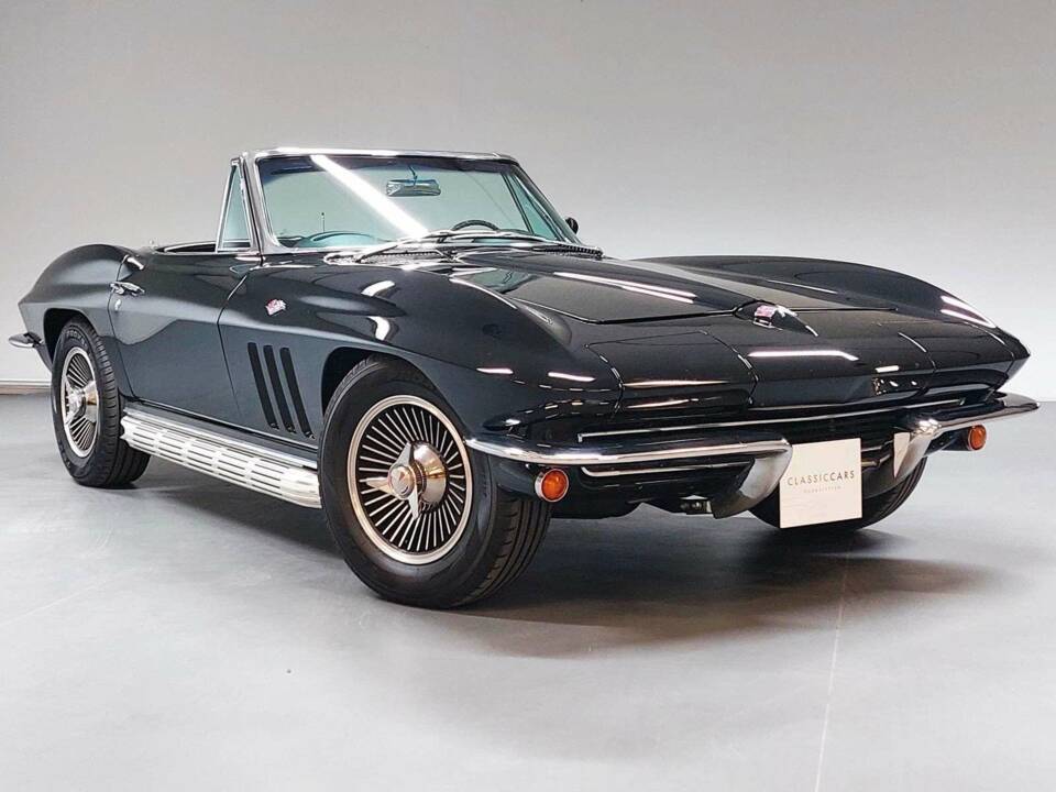 Image 1/15 of Chevrolet Corvette Sting Ray Convertible (1965)