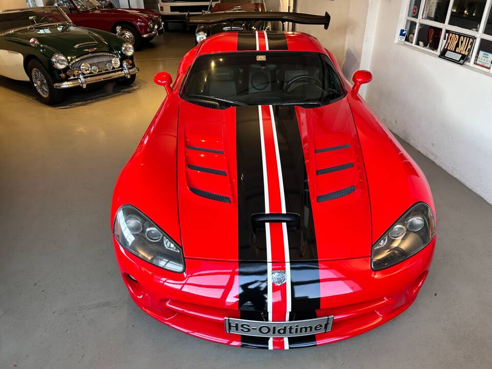 Image 8/22 of Dodge Viper SRT10 (2008)