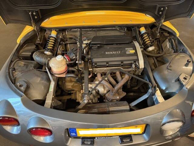 Image 18/26 of Renault Sport Spider (1997)