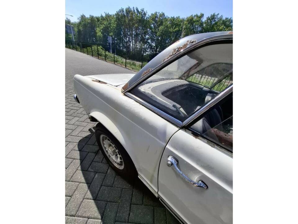 Image 15/50 de Mercedes-Benz 250 SL (1967)
