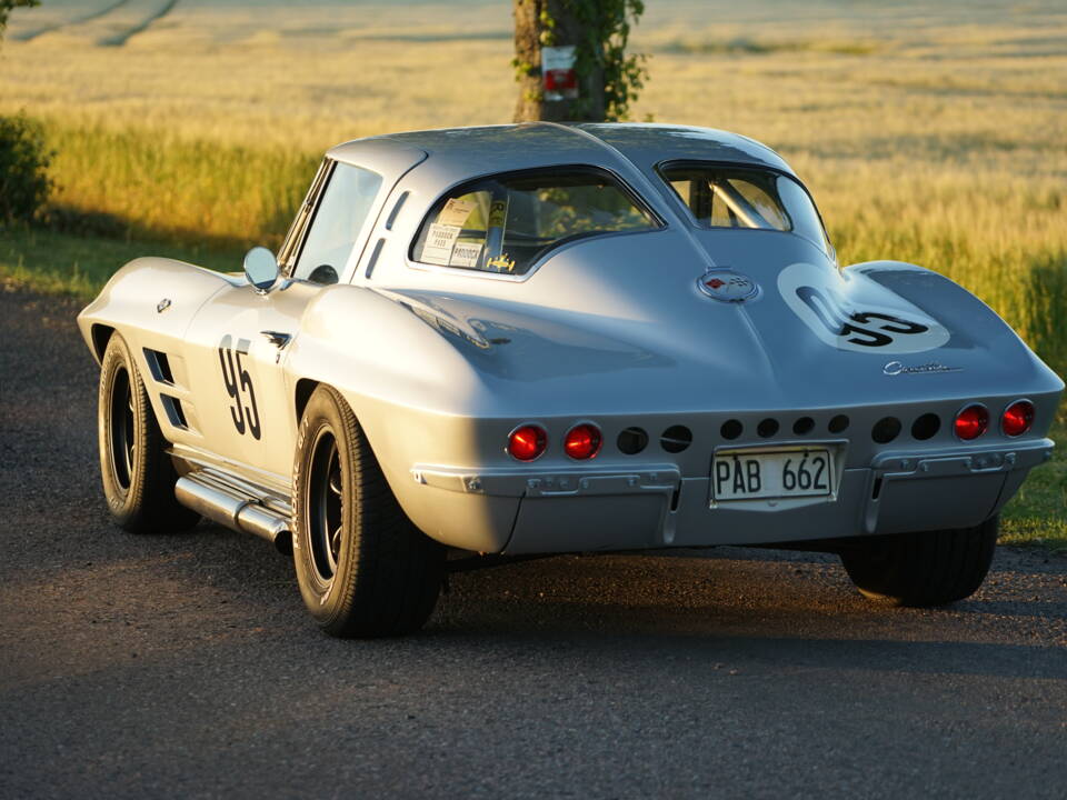 Image 14/26 de Chevrolet Corvette Sting Ray (1963)