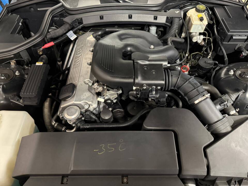 Image 10/19 of BMW Z3 1.9i (2001)