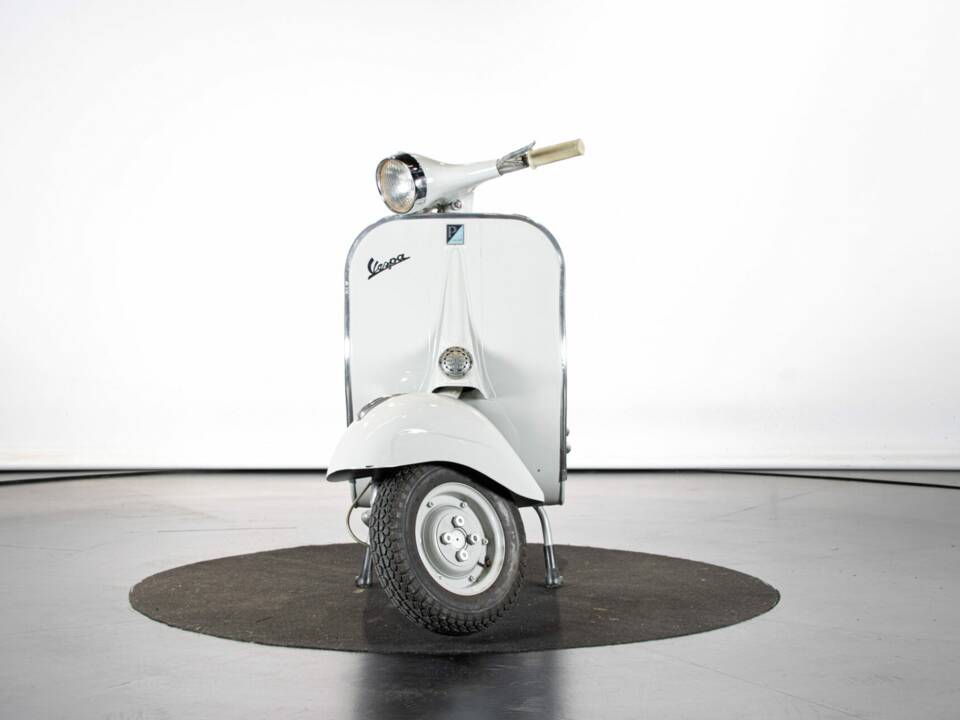 Immagine 7/50 di Piaggio Vespa 125 (1959)
