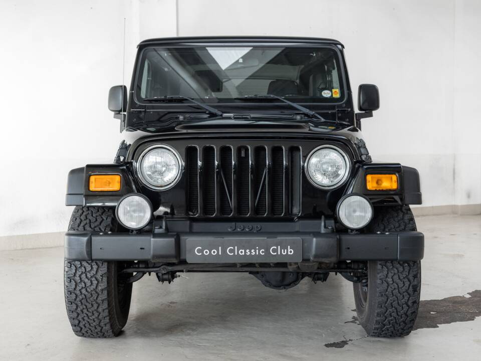 Imagen 2/30 de Jeep Wrangler TJ ESTREMO V8 (2005)