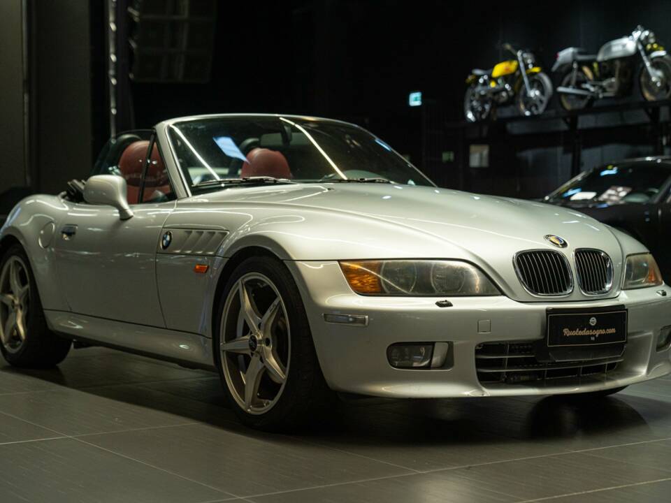 Afbeelding 2/50 van BMW Z3 Convertible 3.0 (2001)