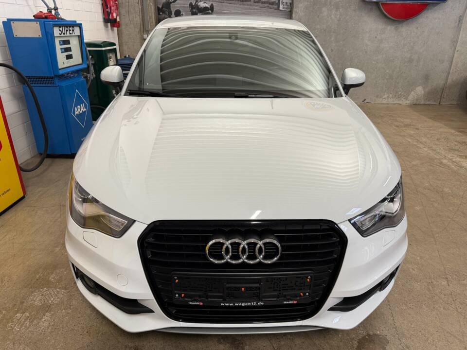 Immagine 4/15 di Audi A1 2.0 TDI (2012)