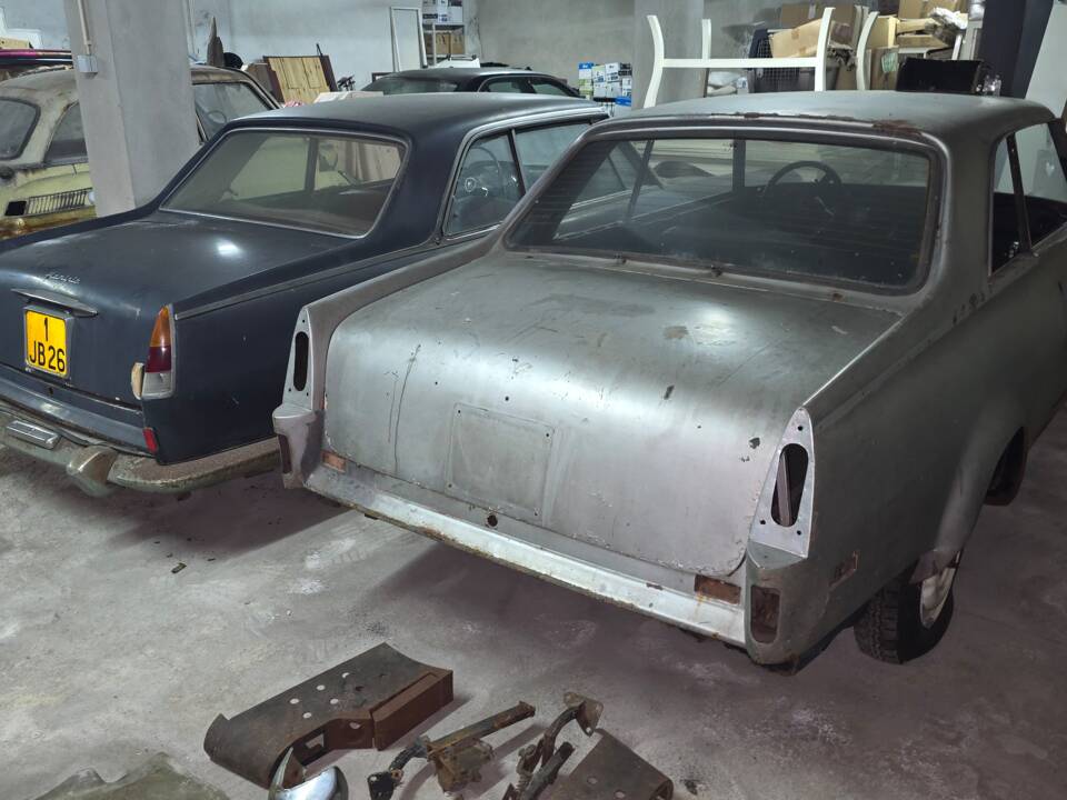 Afbeelding 7/13 van Lancia Flaminia Coupe Pininfarina (1961)