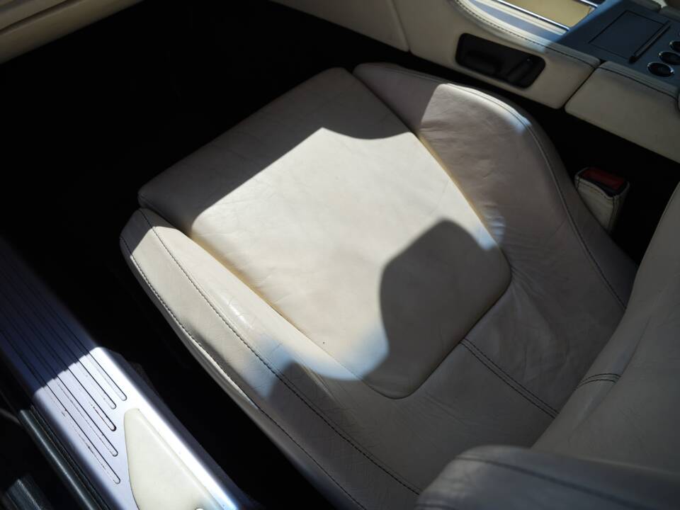 Bild 20/31 von Aston Martin DB 9 Volante (2006)