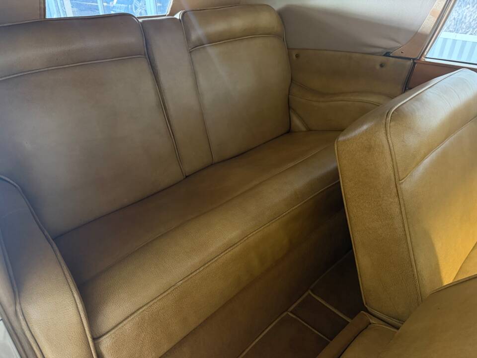 Bild 14/17 von Lagonda 2,6 Liter MkI (1949)