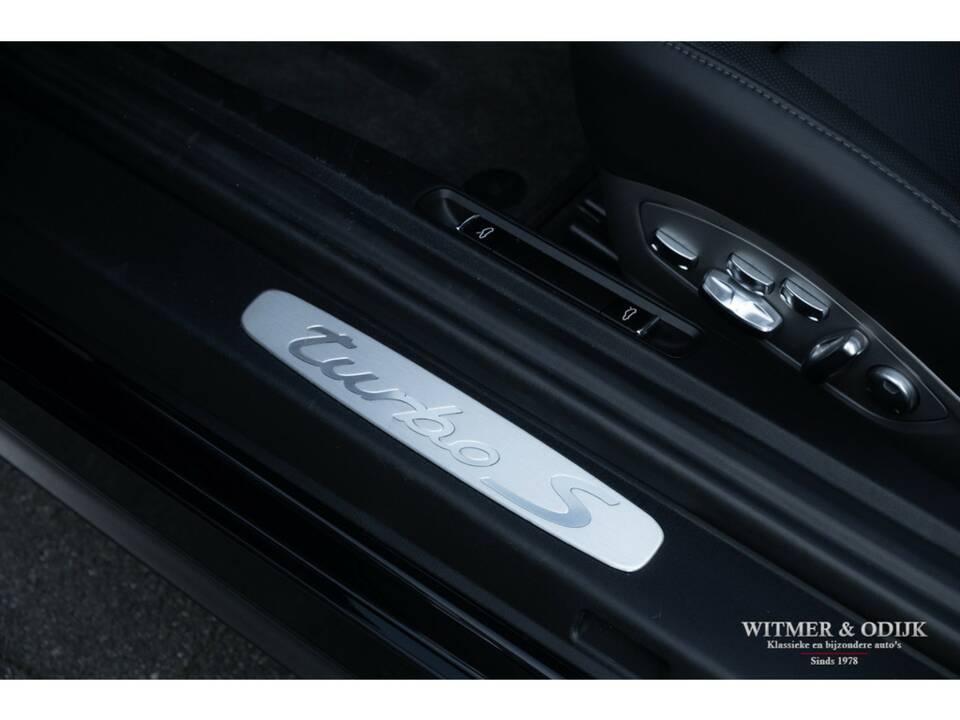 Image 31/34 of Porsche 911 Turbo S (2015)