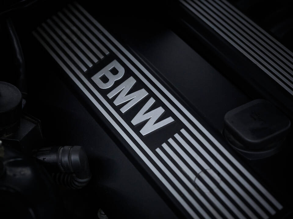 Bild 74/93 von BMW Z3 Coupé 2.8 (1997)
