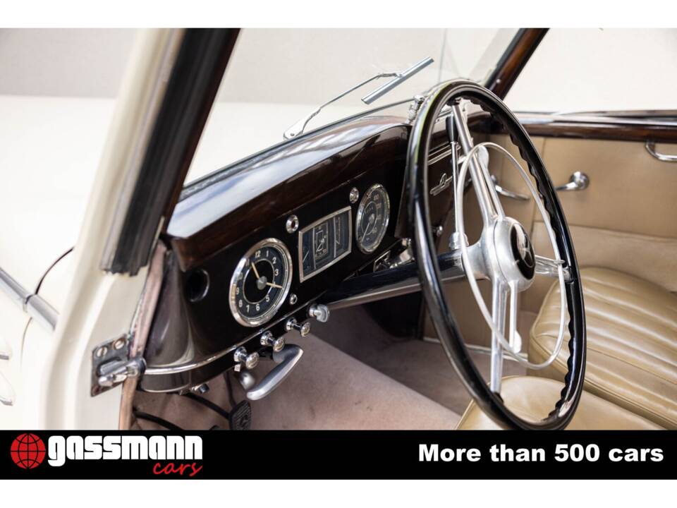 Bild 11/15 von Mercedes-Benz 220 Cabriolet B (1952)