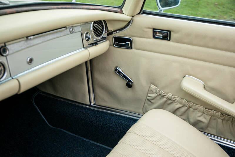 Image 30/35 of Mercedes-Benz 280 SL (1969)