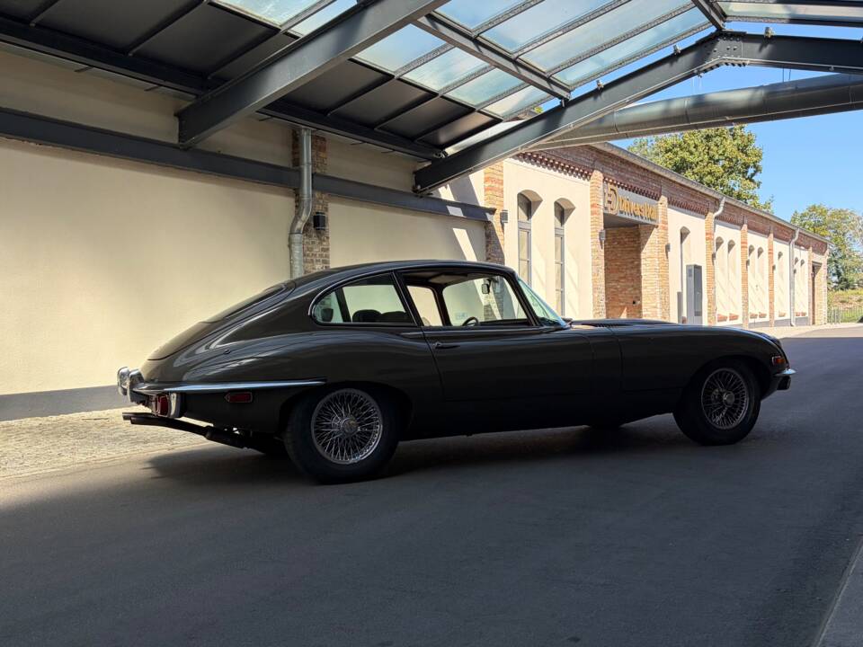 Image 11/81 de Jaguar Type E (2+2) (1969)
