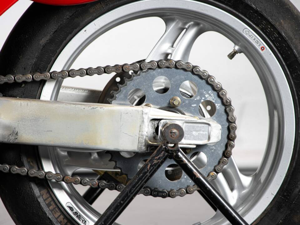 Image 17/50 of Bimota SB6 (1994)