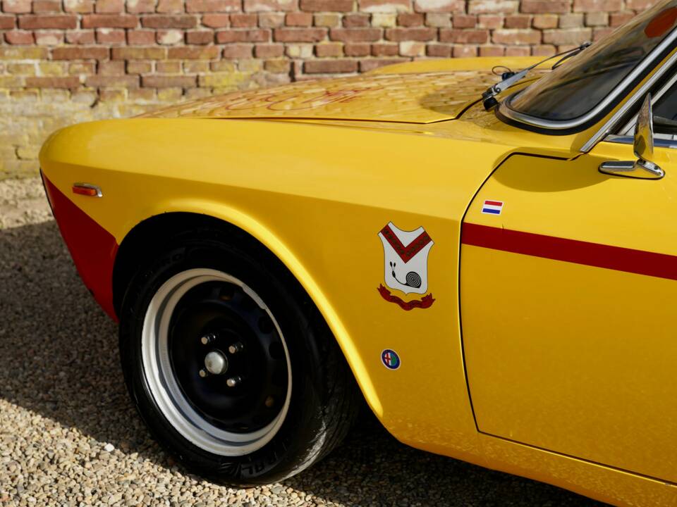 Afbeelding 25/50 van Alfa Romeo Giulia 1600 Sprint GT (1965)