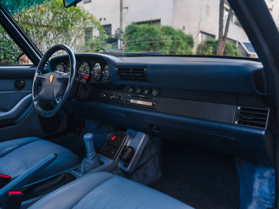 Bild 19/50 von Porsche 911 Carrera 4S (1996)