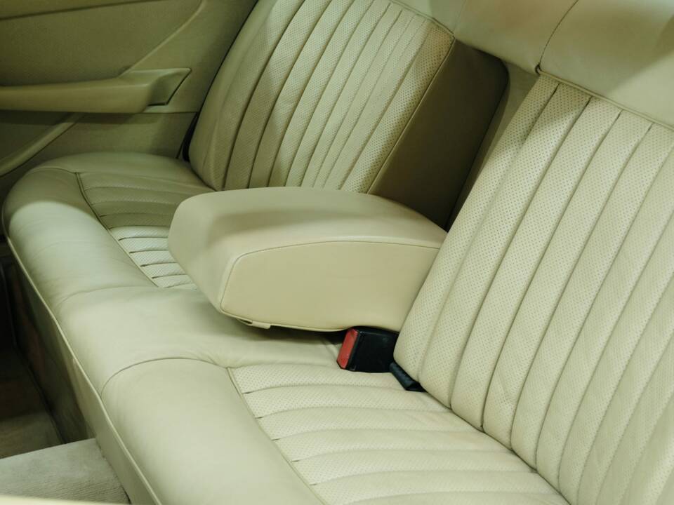 Bild 34/50 von Mercedes-Benz 500 SEL (1983)