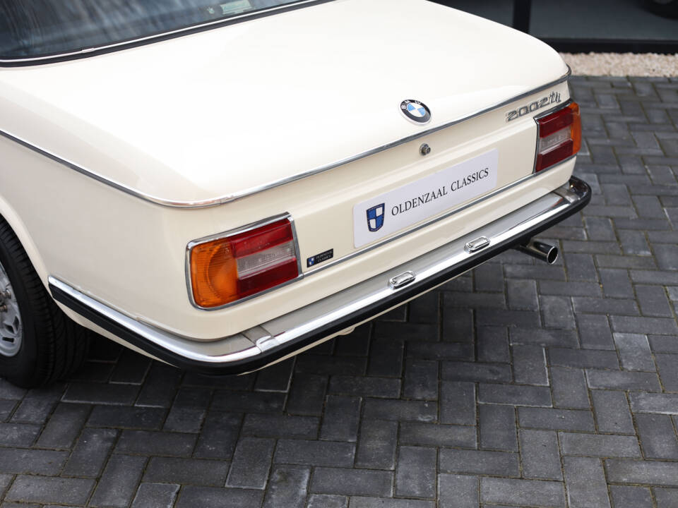 Bild 39/50 von BMW 2002 tii (1975)